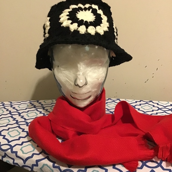 🔥SALE! Handmade, crochet, square top bucket hat, By Tayla Renee’, 👍👍 - Picture 1 of 5